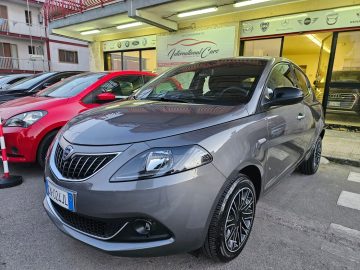 Lancia Ypsilon 1.0 Firefly Hybrid S&S GOLD 70CV